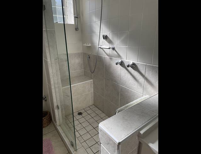 1 BEDROOM RETIREMENT UNIT FOR SALE IN ESSENWOOD
